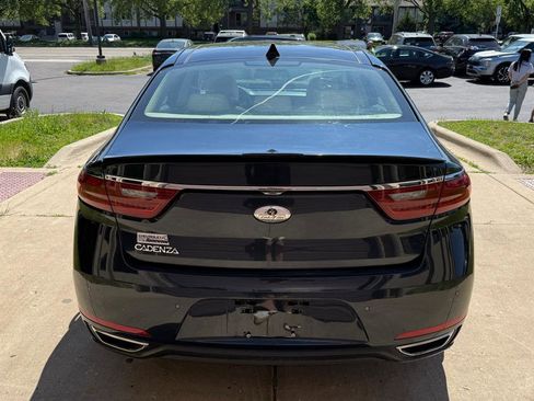 Used 2018 Kia Cadenza Technology FWD image 6