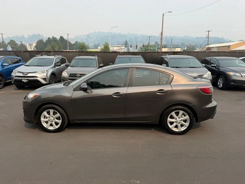 Used 2010 MAZDA MAZDA3 i Sport FWD image 7