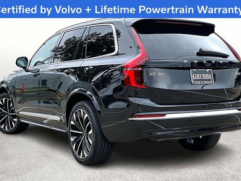 Certified 2025 Volvo XC90 B6 Plus image 15