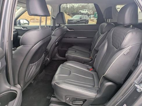 Used 2024 Hyundai Palisade Limited image 16