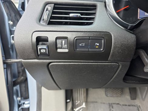 Used 2014 Chevrolet Impala LS w/ LS Convenience Package image 23