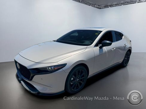 New 2026 MAZDA MAZDA3 Hatchback w/Premium Plus Pkg AWD/4WD image 8