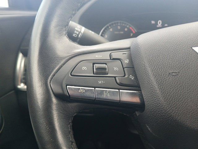 Used 2021 Cadillac XT4 Premium Luxury w/ Cold Weather Package FWD image 23