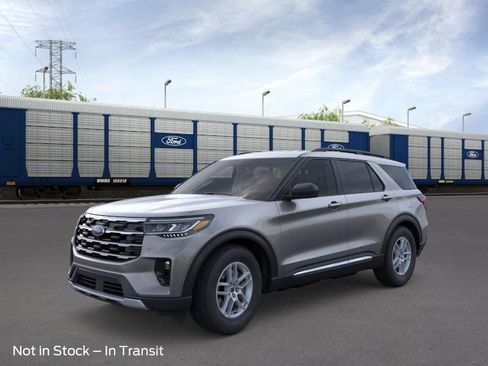 Certified 2025 Ford Explorer Active w/ Active Comfort Package RWD image 1