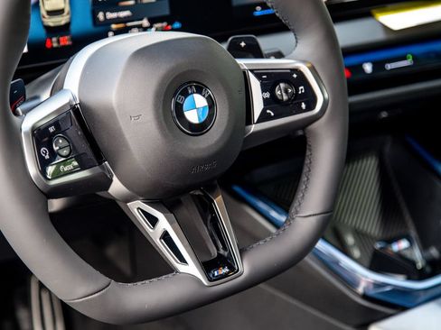 New 2026 BMW X3 xDrive30 w/ Premium Package AWD/4WD image 12