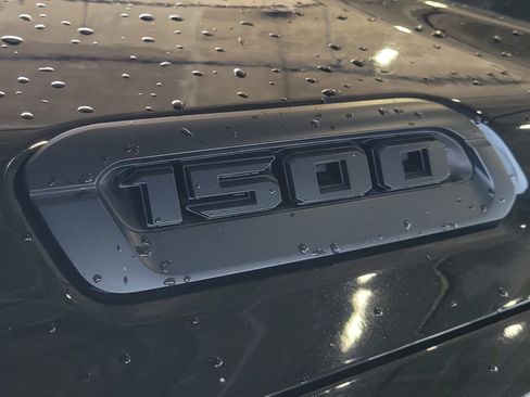 Used 2021 RAM 1500 Big Horn RWD image 7