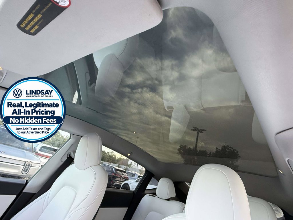 Used 2022 Tesla Model Y Long Range AWD/4WD image 17