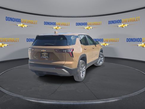 New 2027 Chevrolet Equinox LT FWD image 11