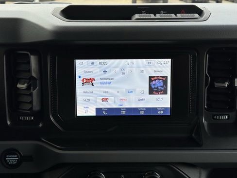 Certified 2022 Ford Bronco Big Bend image 3