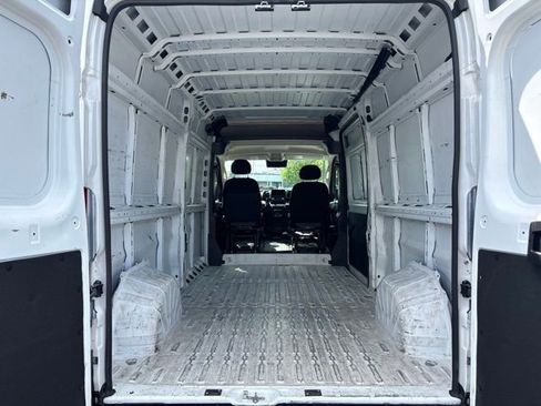 Used 2023 RAM ProMaster 3500 FWD image 10