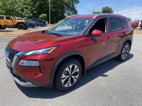 Certified 2023 Nissan Rogue SV w/ SV Premium B Package AWD/4WD image 1
