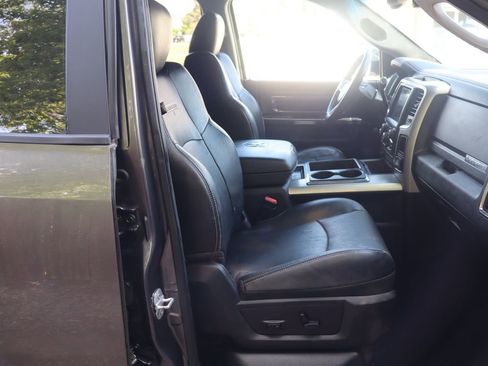 Used 2014 RAM 3500 Laramie AWD/4WD image 22