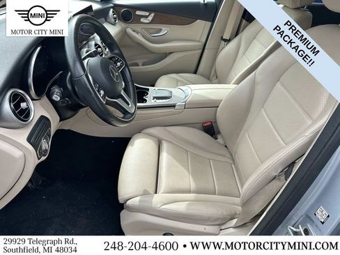 Used 2022 Mercedes-Benz GLC 300 GLC 300 w/ Premium Package Lite image 22
