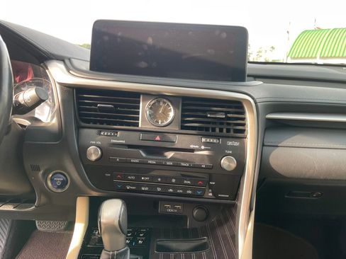 Used 2021 Lexus RX 450h AWD w/ Luxury Package image 17