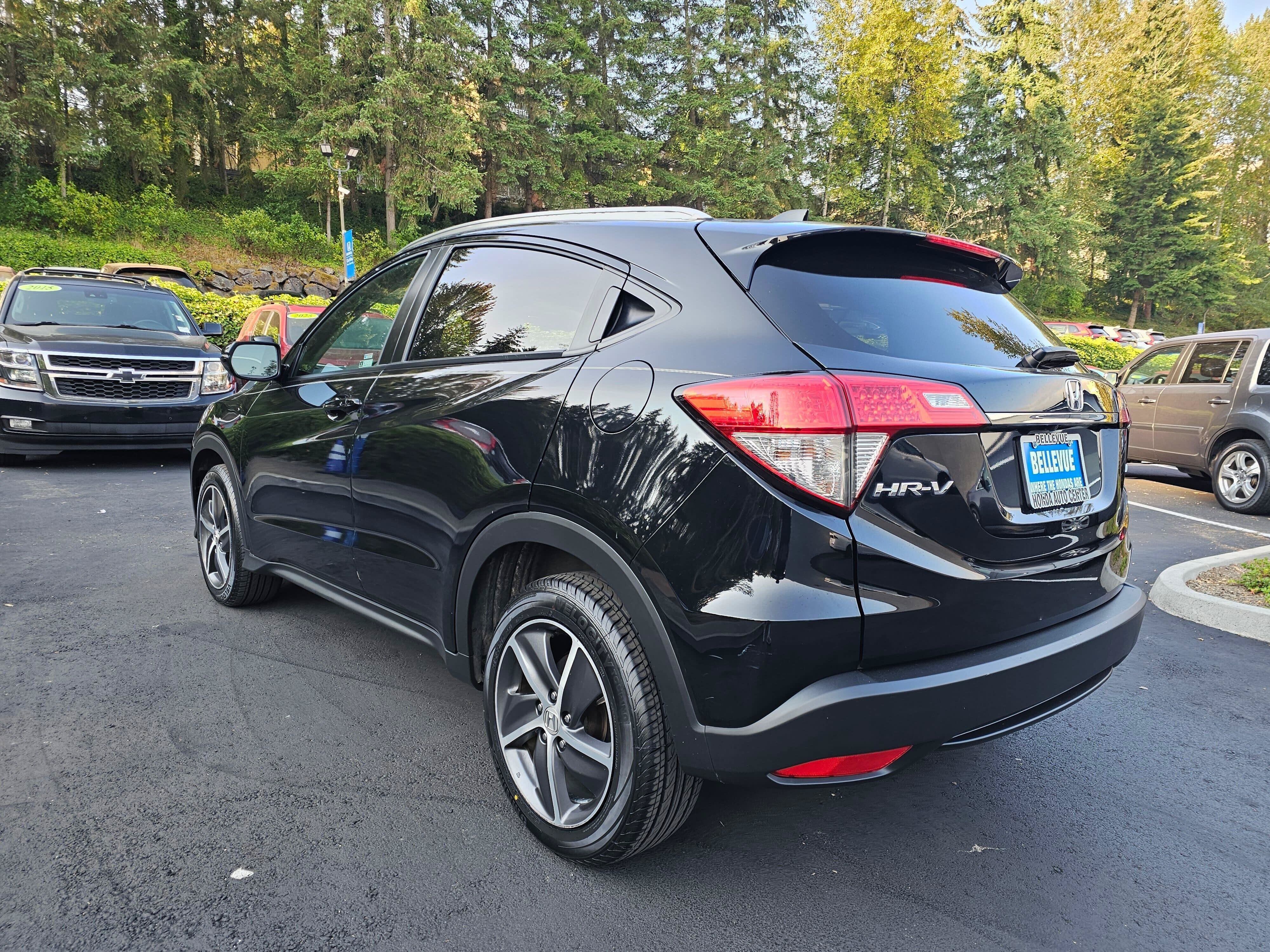 Used 2022 Honda HR-V EX image 5
