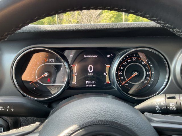 Used 2022 Jeep Wrangler Unlimited Sport AWD/4WD image 17
