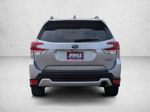 Used 2019 Subaru Forester Touring image 6