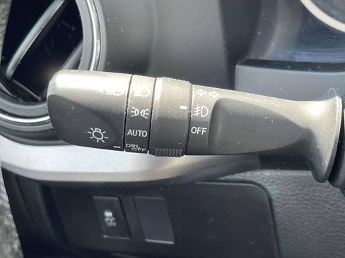 Used 2022 Toyota Tacoma SR5 w/ Technology Package RWD image 23
