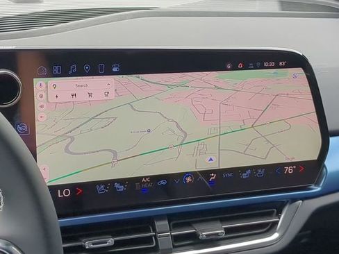 New 2025 Chevrolet Equinox EV LT w/ Convenience Package II image 32