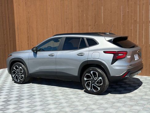 Used 2024 Chevrolet Trax RS w/ Driver Confidence Package image 14