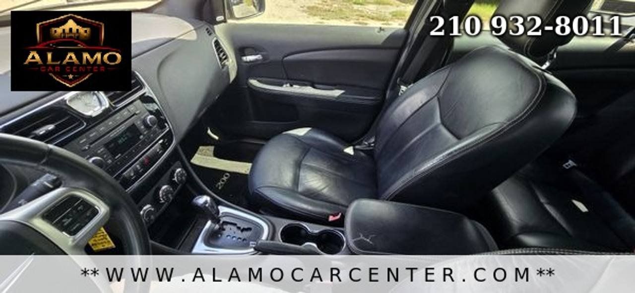 Used 2013 Chrysler 200 Limited FWD image 37