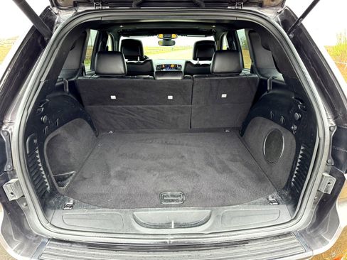 Used 2020 Jeep Grand Cherokee Altitude image 8