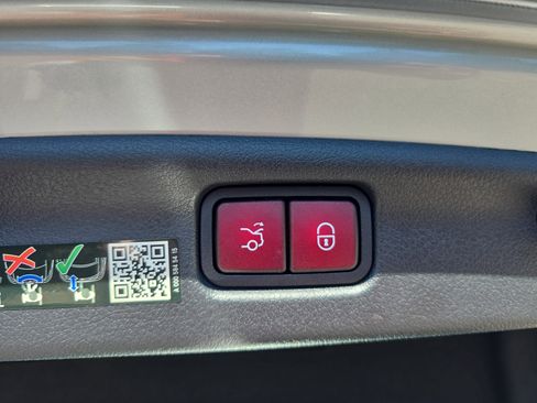 Certified 2024 Mercedes-Benz C 300 Sedan image 13
