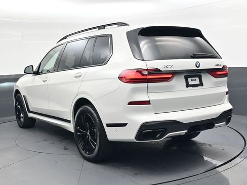 Used 2021 BMW X7 xDrive40i w/ M Sport Package image 6