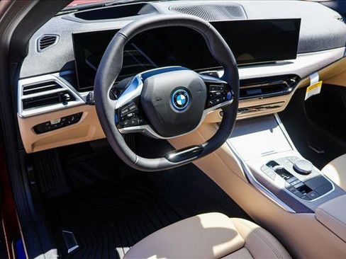 Used 2025 BMW i4 xDrive40i w/ Premium Package image 7