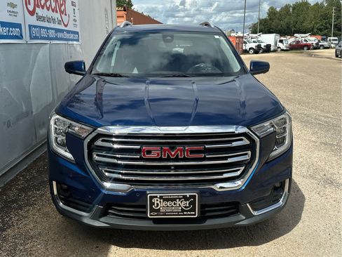 Used 2022 GMC Terrain SLT w/ Infotainment Package II image 5