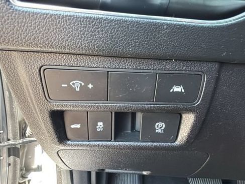 Used 2023 Hyundai Sonata Limited FWD image 15