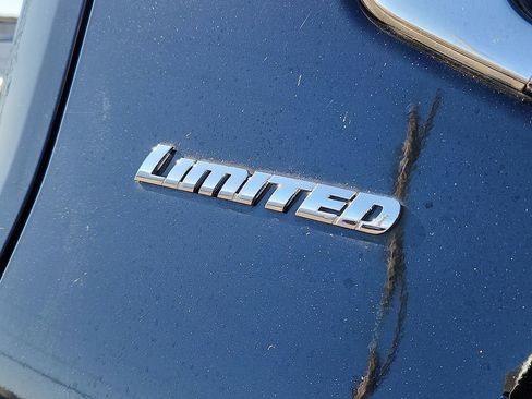 Used 2023 Toyota Tundra Limited image 7