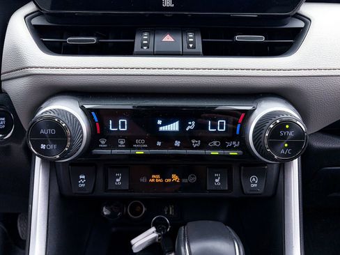 Used 2023 Toyota RAV4 XLE Premium image 24