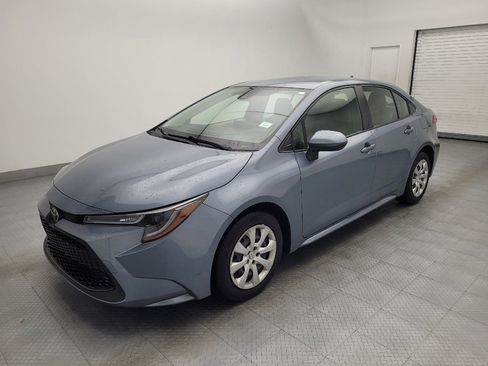 Used 2021 Toyota Corolla LE FWD image 2