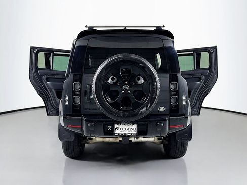 Used 2022 Land Rover Defender 110 X AWD/4WD image 25
