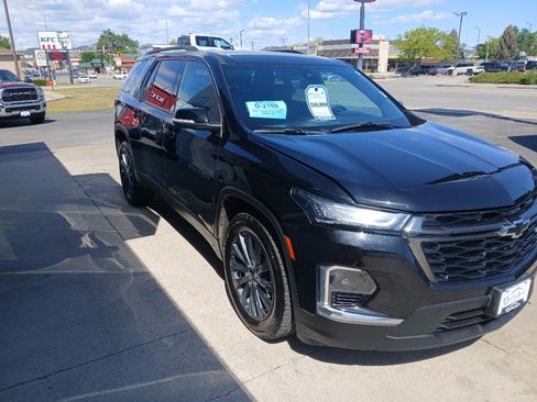 Used 2022 Chevrolet Traverse RS AWD/4WD image 19