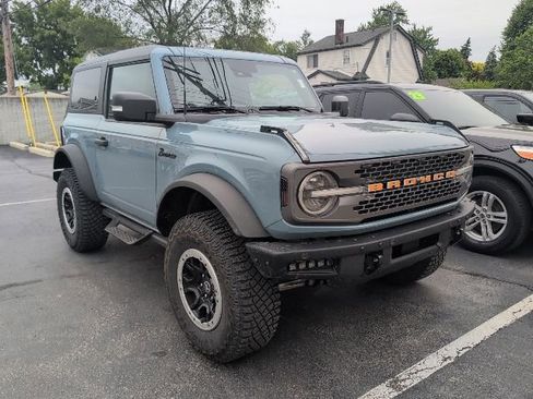 Used 2023 Ford Bronco Badlands w/ Sasquatch Package AWD/4WD image 1