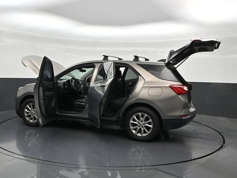 Used 2019 Chevrolet Equinox LT FWD image 34