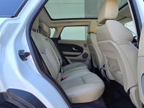 Used 2018 Land Rover Range Rover Evoque SE Premium AWD/4WD image 41