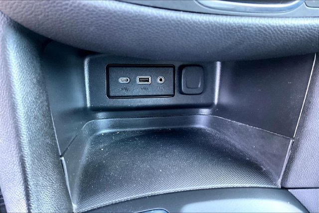Used 2023 Chevrolet Equinox LT AWD/4WD image 23