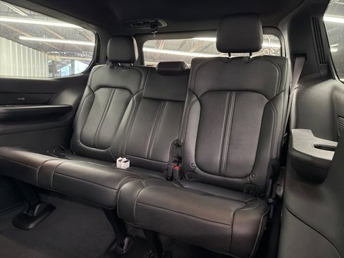 New 2025 Jeep Wagoneer Series II w/ Convenience Group I image 13