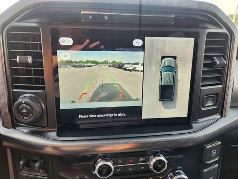 New 2025 Ford F150 Platinum w/ FX4 Off-Road Package image 13