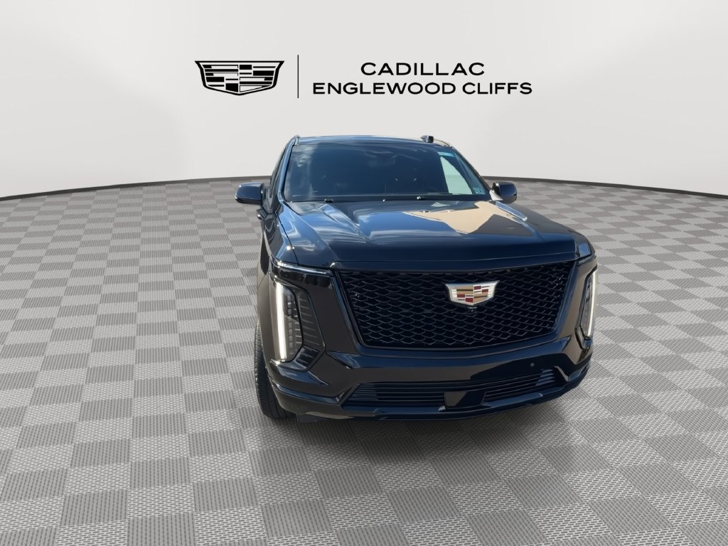 Certified 2026 Cadillac Escalade ESV Sport w/ Touring Package AWD/4WD image 4