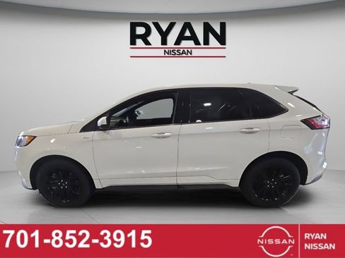 Used 2023 Ford Edge ST-Line image 12