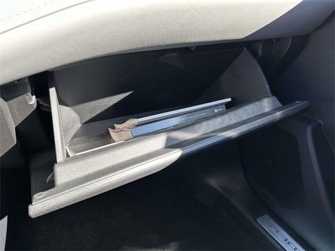 Used 2023 Toyota Highlander Limited image 40