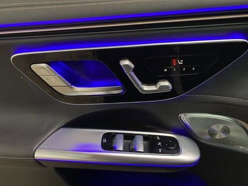 Used 2023 Mercedes-Benz EQE 350+ SUV image 33