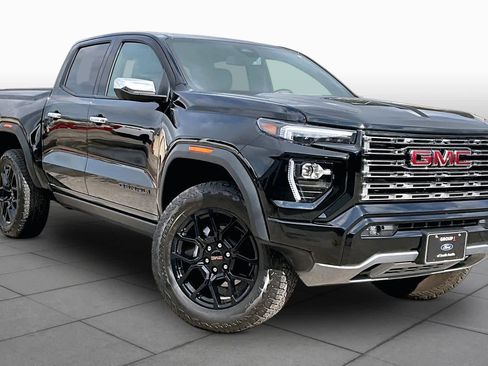 Used 2025 GMC Canyon Denali w/ LPO, Denali Black Edition AWD/4WD image 4