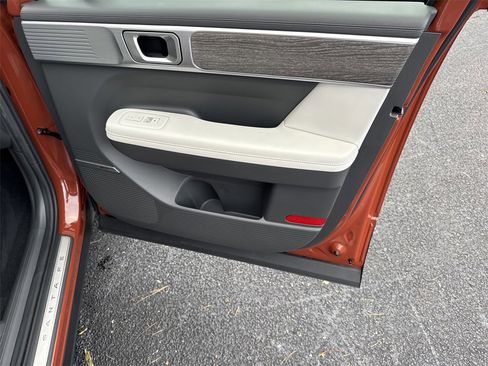 Used 2024 Hyundai Santa Fe Calligraphy image 14