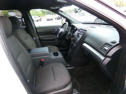 Used 2018 Ford Explorer 4WD Police Interceptor w/ Interior Upgrade Package image 32