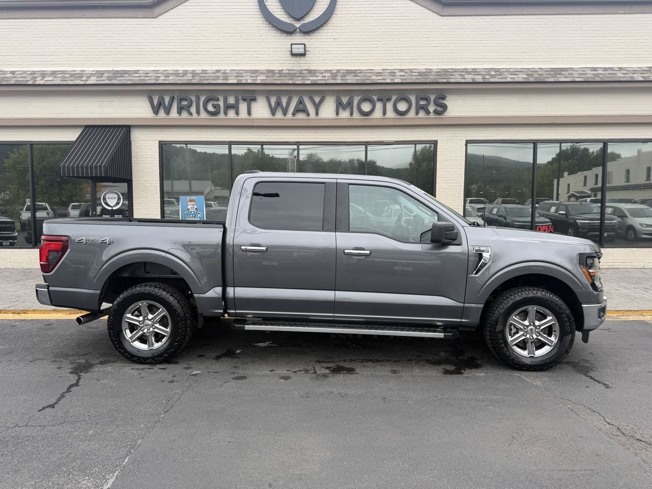 Used 2025 Ford F150 XLT w/ Equipment Group 301A Standard AWD/4WD image 2